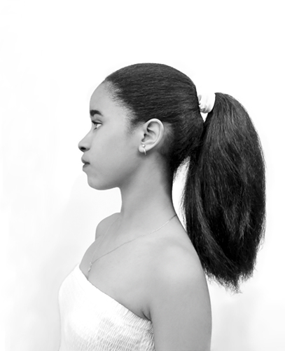 foto della galleria immagini di fausto argomento: Profilo di ragazza