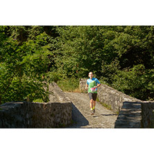 Il transito sul ponte di Nose