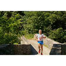 Il transito sul ponte di Nose